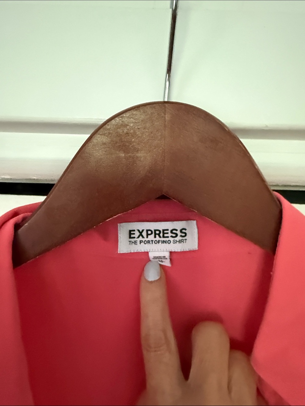 Express Women’s Portofino Coral-Pink Button Down Shirt - Picture 2 of 8